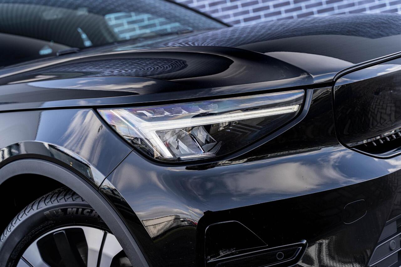 Volvo C40 Recharge Core 69 kWh | Google | Warmtepomp | Stoelverwarming | Trekhaak | Navigatie | Apple Carplay | Android Auto | Achteruitrijcamera | Parkeersensoren | LED Koplampen | Climate Control