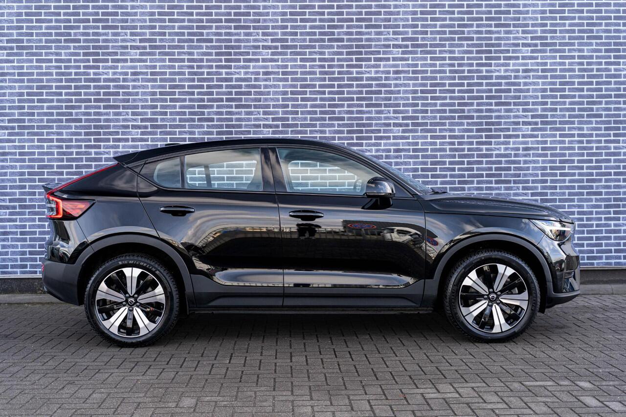 Volvo C40 Recharge Core 69 kWh | Google | Warmtepomp | Stoelverwarming | Trekhaak | Navigatie | Apple Carplay | Android Auto | Achteruitrijcamera | Parkeersensoren | LED Koplampen | Climate Control