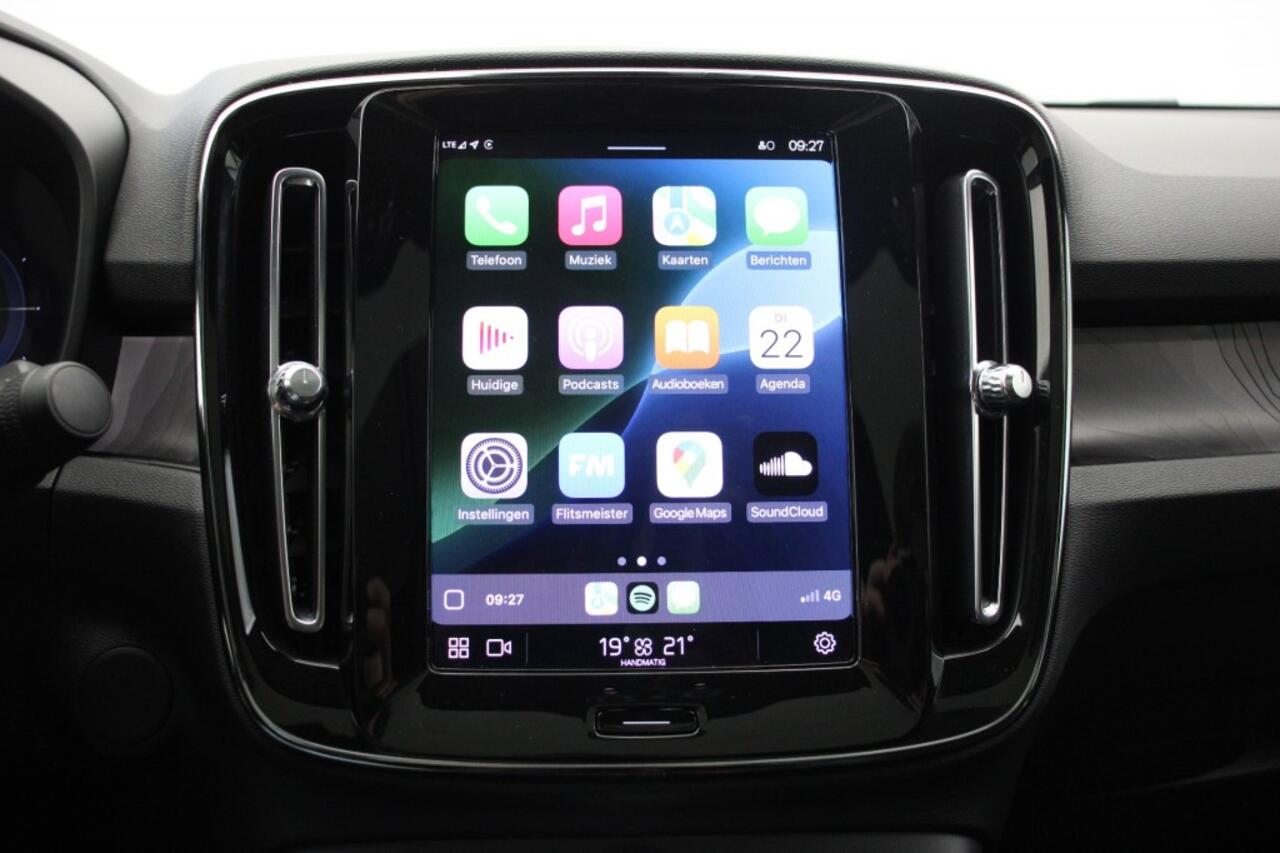 Volvo C40 Recharge Core 69 kWh - Carplay, Panorama, Camera, SOH 93%