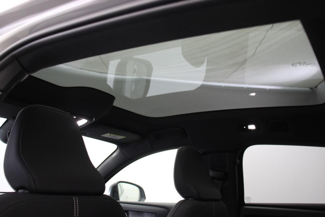 Volvo C40 Recharge Core 69 kWh - Carplay, Panorama, Camera, SOH 93%