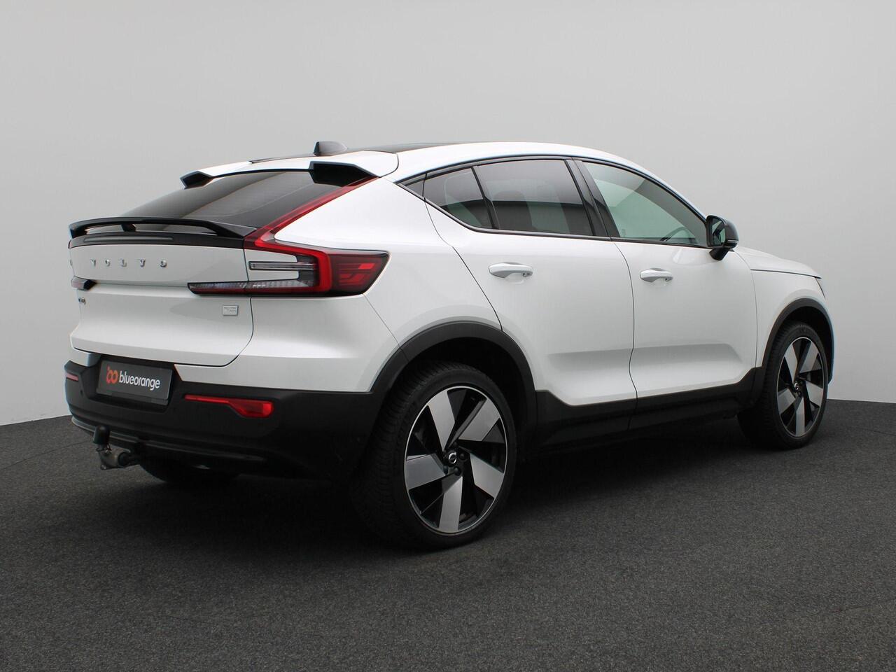 Volvo C40 Recharge Twin Ultimate 78 kWh 408PK Aut. SOH 92,15%, Panoramadak, Trekhaak, Harman Kardon Audio, Achteruitrijcamera, 20" LM Velgen, Memorystoel, Elektr. Achterklep, Stoel-Stuurverwarming, Adaptieve Cruise Controle