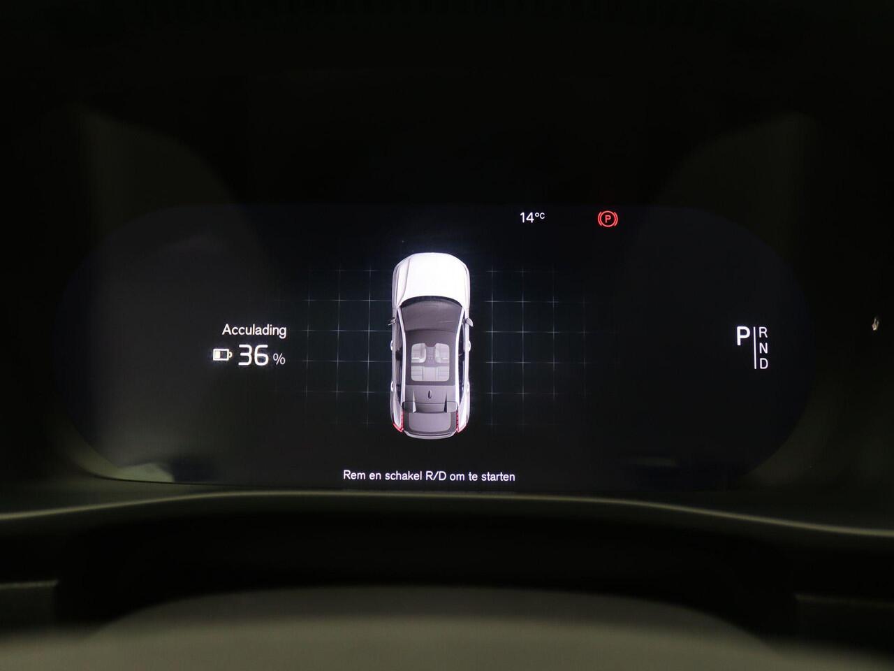 Volvo C40 Recharge Twin Ultimate 78 kWh 408PK Aut. SOH 92,15%, Panoramadak, Trekhaak, Harman Kardon Audio, Achteruitrijcamera, 20" LM Velgen, Memorystoel, Elektr. Achterklep, Stoel-Stuurverwarming, Adaptieve Cruise Controle