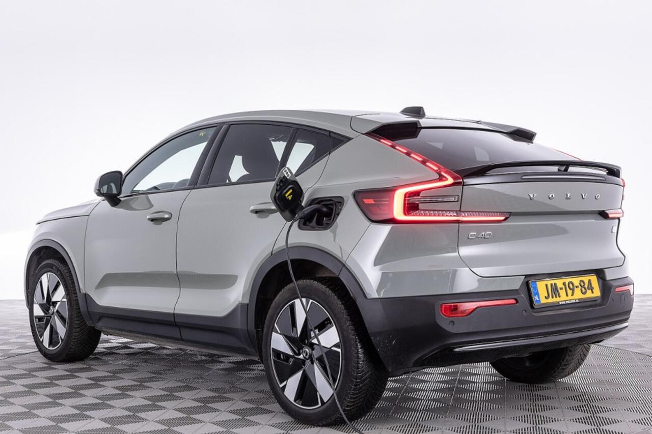 Volvo C40 Single Motor Extended Range Plus 82 kWh | PANORAMADAK | SAGE GREEN| CAMERA | Carplay | SOH = 97,81%