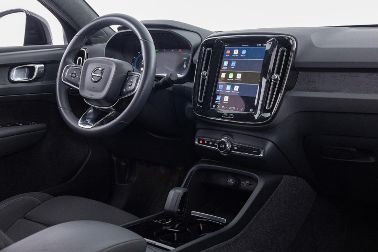 Volvo C40 Single Motor Extended Range Plus 82 kWh | PANORAMADAK | SAGE GREEN| CAMERA | Carplay | SOH = 97,81%