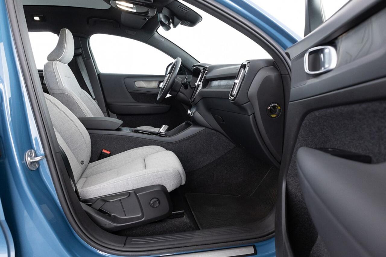 Volvo C40 Recharge Plus 69 kWh | PANORAMADAK | 20 Inch VELGEN