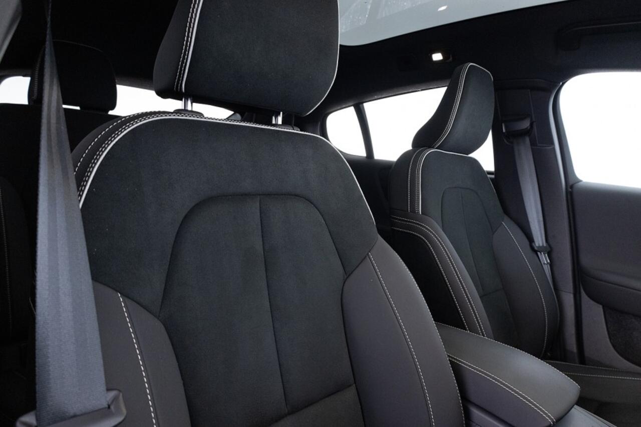 Volvo C40 Extended Range Ultimate 82 kWh | PANORAMADAK | Trekhaak ? 1e Eigenaar | SOH 98,1%