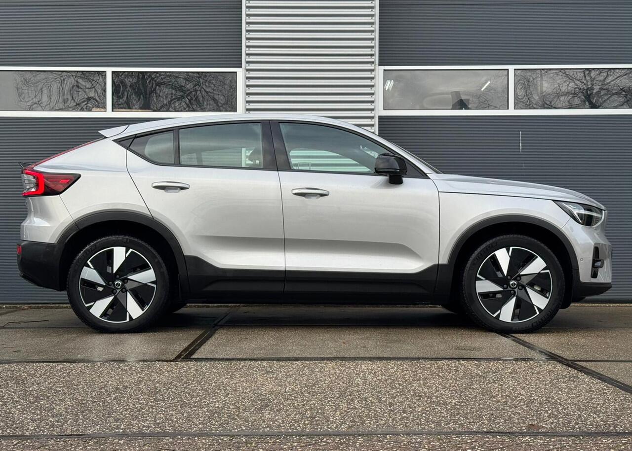 Volvo EC40 Twin Motor Ultra 82 kWh |408 pk |Pano |H/K |360° |Memory |Stoel/Stuurverrw. |ACC