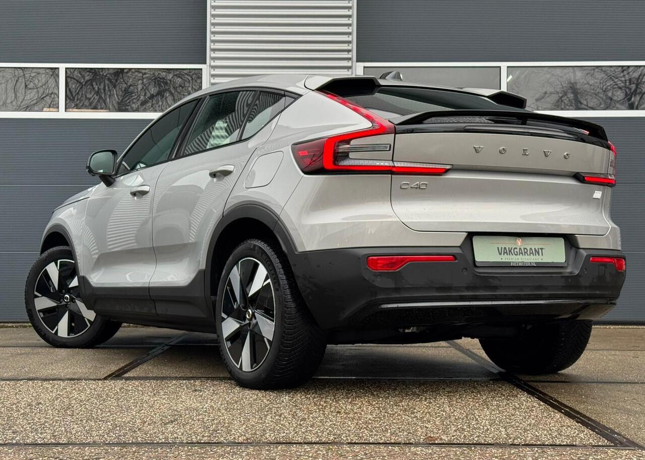Volvo EC40 Single Motor Extened Range 82 kWh |Pano |H/K |360° |Memory |Stoel/Stuurverrw. |ACC