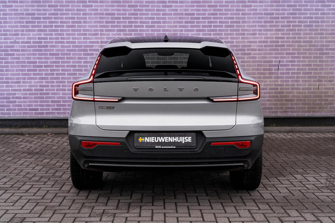 Volvo EC40 Single Motor Extended Range 82 kWh Plus | Google | Stoel-/Stuurverwarming | 360 Camera | Adaptieve Cruise Control | Getint Glas | Harman Kardon Audio | Panoramadak | Zitverlenging | 19" LM