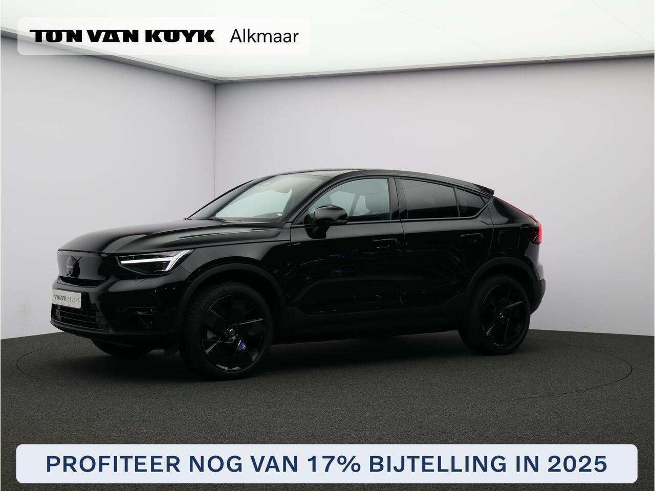 Volvo EC40 Single Motor Extended Range Ultra Black Ed. 82 kWh / Elektrische Stoelen / 360 Camera / Harman Kardon / Stoel+Stuurverwarming / Adaptive Cruise / BLIS /