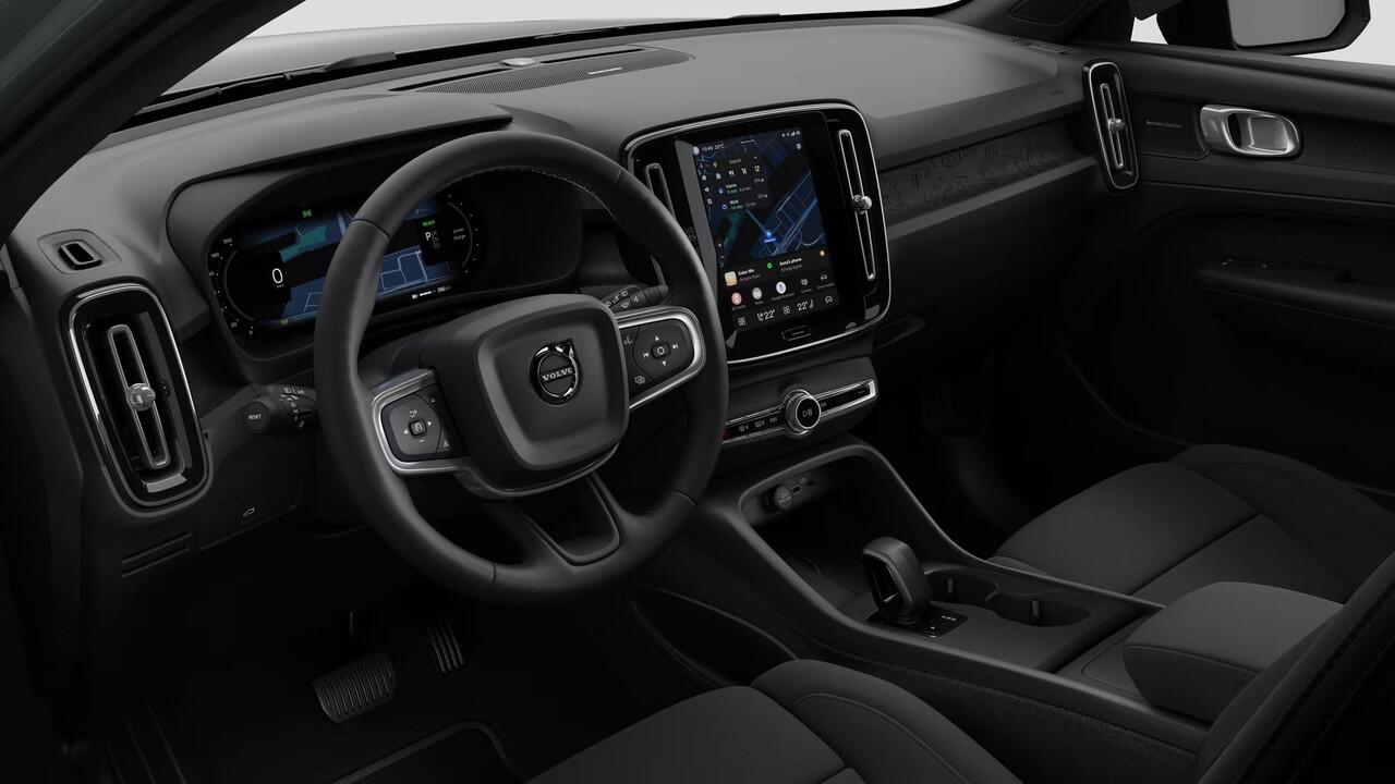 Volvo EC40 Single Motor Extended Range Plus 82 kWh | Verwacht Dec. 2025 | Stoel/Stuurverwarming | Google Infotainment | Achteruitrijcamera | Keyless Entry | Adaptieve Cruise Control | Dodehoekwaarschuwing | Panoramadak |