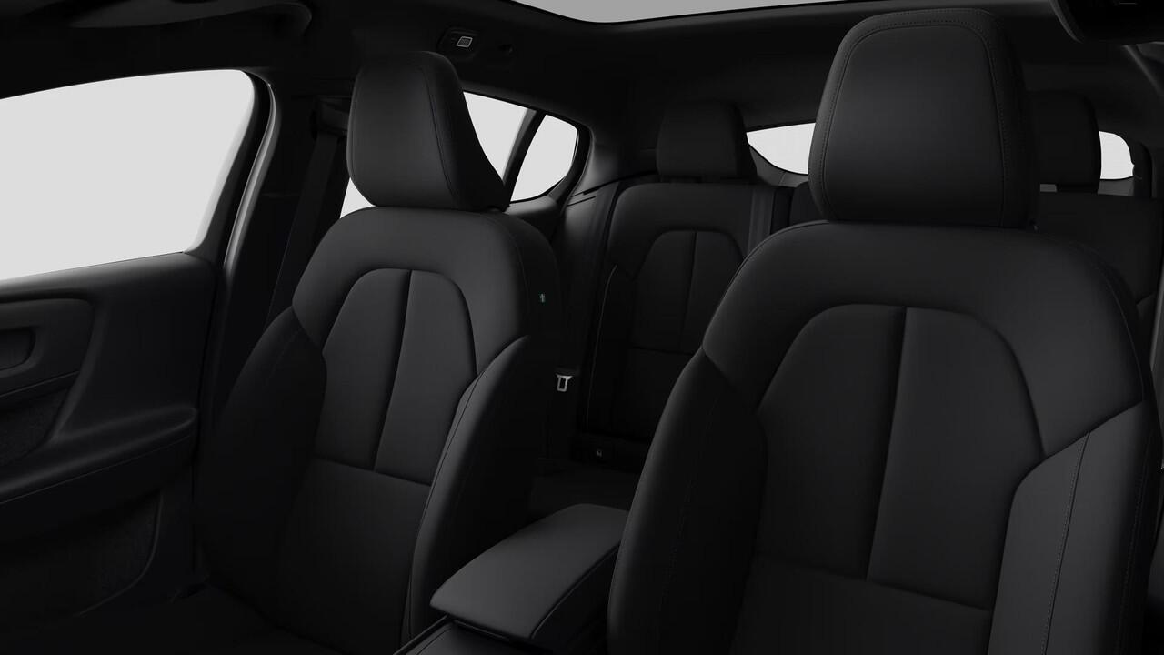 Volvo EC40 Single Motor Extended Range Plus 82 kWh | Verwacht Dec. 2025 | Stoel/Stuurverwarming | Google Infotainment | Achteruitrijcamera | Keyless Entry | Adaptieve Cruise Control | Dodehoekwaarschuwing | Panoramadak |