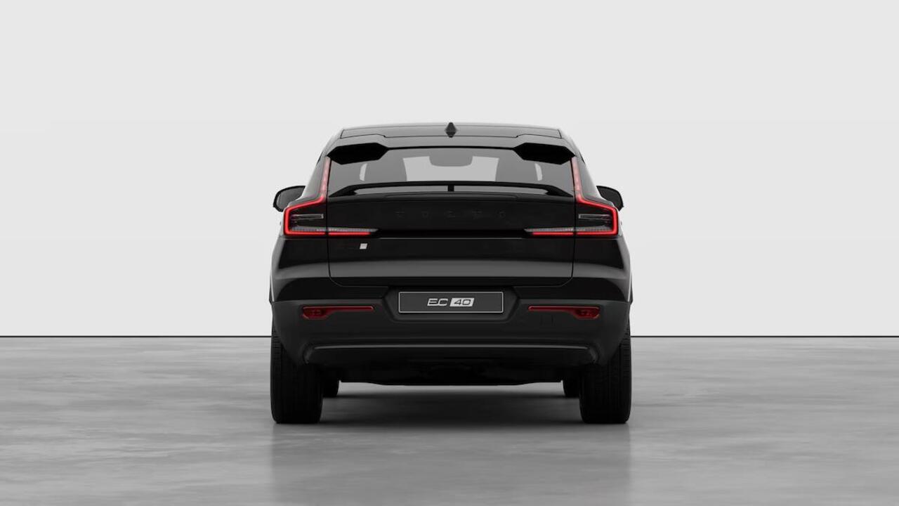 Volvo EC40 Single Motor Extended Range Plus Black Edi. 82 kWh | Nov 2025 leverbaar |17% Bijtelling* | Harman Kardon Premium Audio | 360 graden camera | Extra getint glas | Keyless Entry | Stoel en stuurwielverwarming |