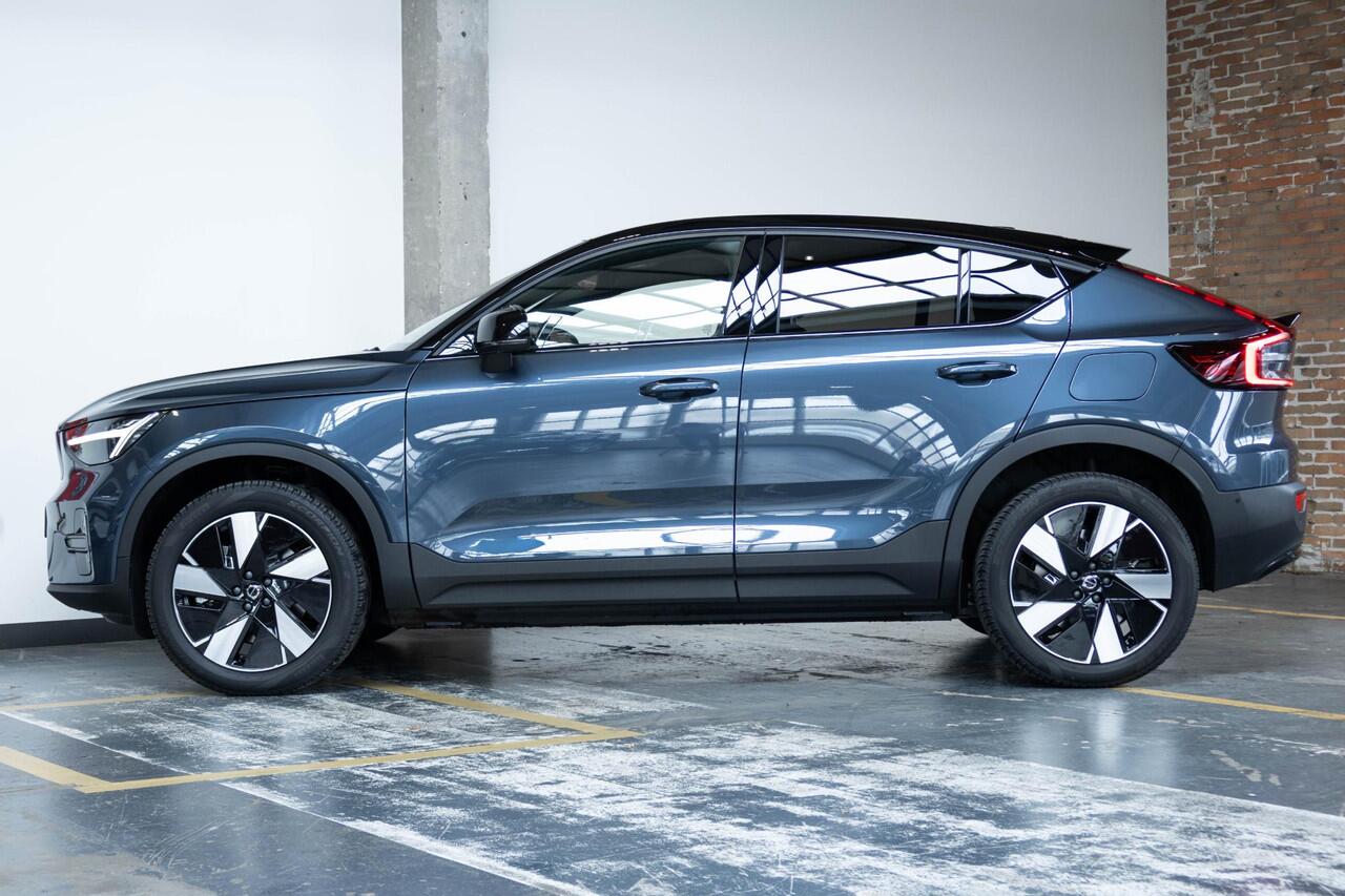 Volvo EC40 Single Motor Extended Range Ultra 82 kWh | 360° Parkeercamera | Electrische verstelbare voorstoelen | Parkeersensoren voor + achter | Stoelverwarming | Adaptive Cruise Control | Harman Kardon Premium Audio | 4-Seizoenenbanden | Google Infotainement