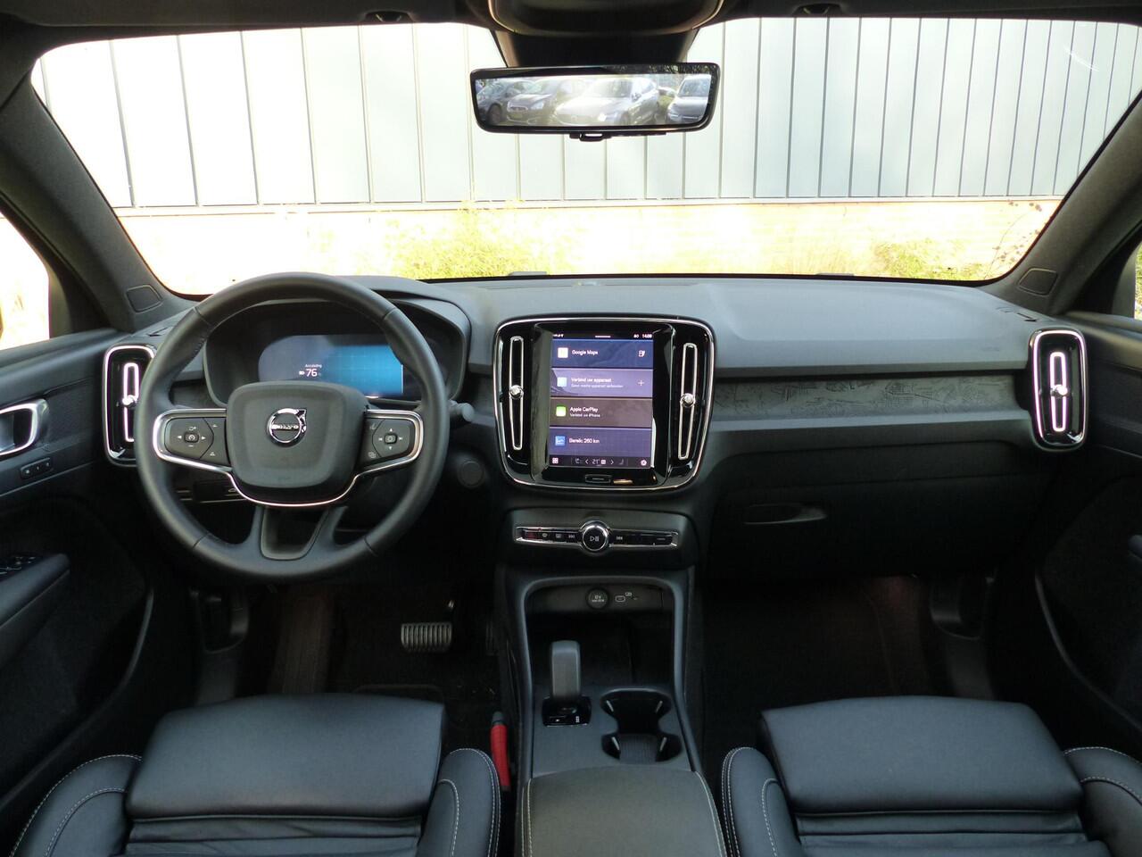 Volvo EC40 Extended Range Plus 82 kWh |Electr. verst. stoelen| Lederen bekleding| Digitale achteruitkijkspiegel|