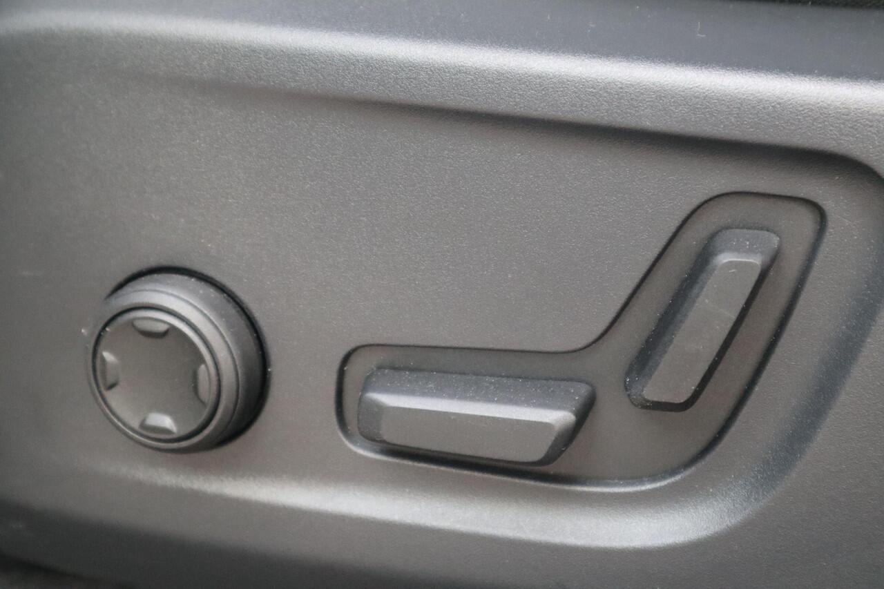 Volvo EC40 Single Motor Extended Range Ultra 82 kWh