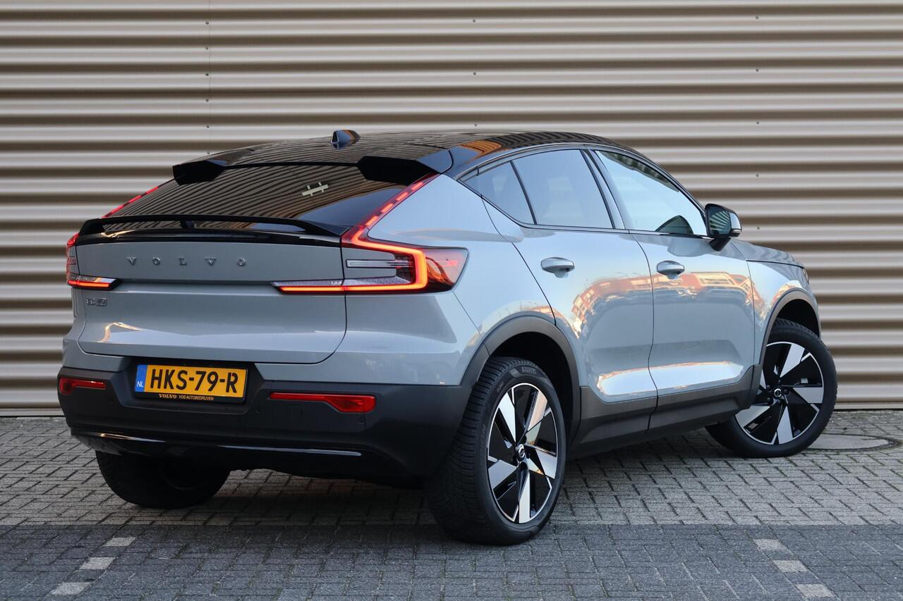 Volvo EC40 Single Motor Extended Range Plus 82 kWh | Memory stoelen | Pilot assist | Panoramadak