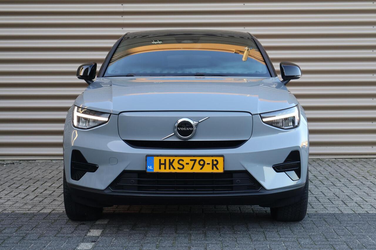 Volvo EC40 Single Motor Extended Range Plus 82 kWh | Memory stoelen | Pilot assist | Panoramadak