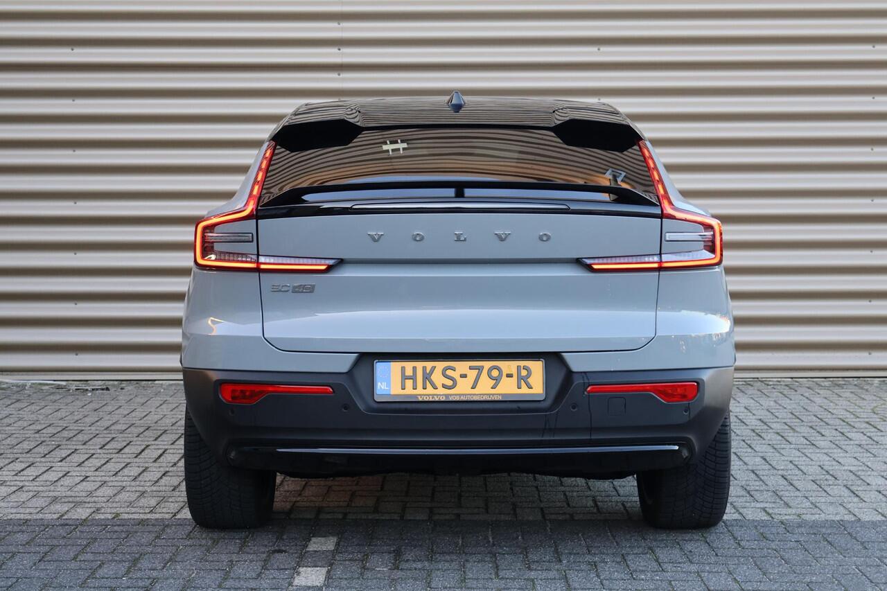 Volvo EC40 Single Motor Extended Range Plus 82 kWh | Memory stoelen | Pilot assist | Panoramadak