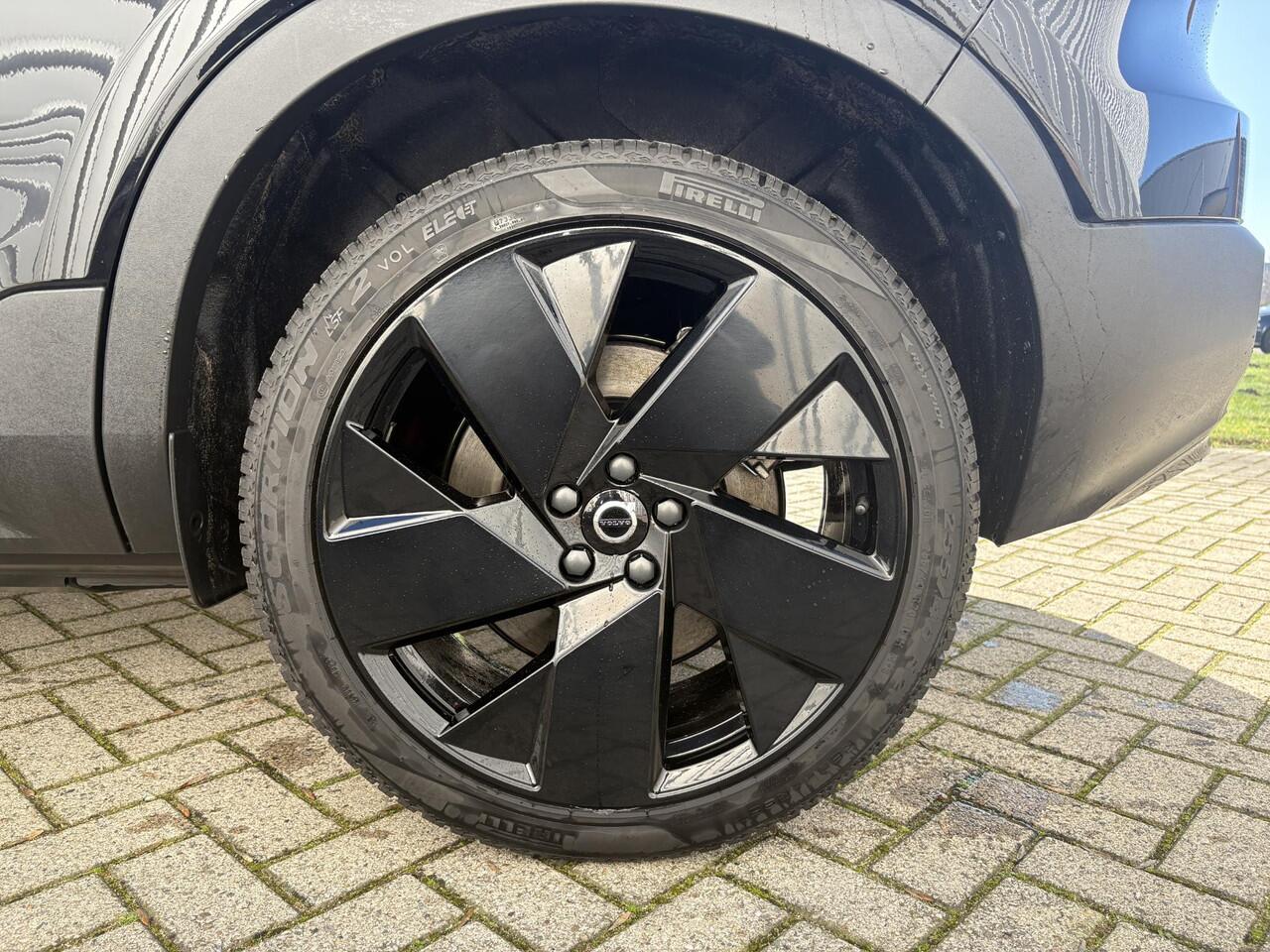 Volvo EC40 Single Motor Extended Range Plus 82 kWh