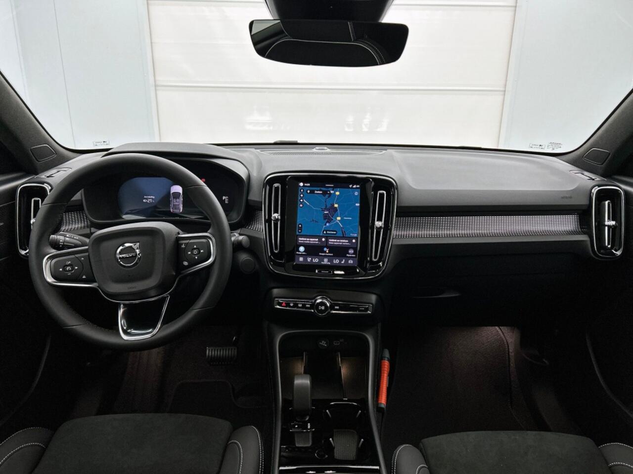 Volvo EC40 EC40 Plus Dark | Nieuw | Voorraad | Denim Blue | Microtech bekl