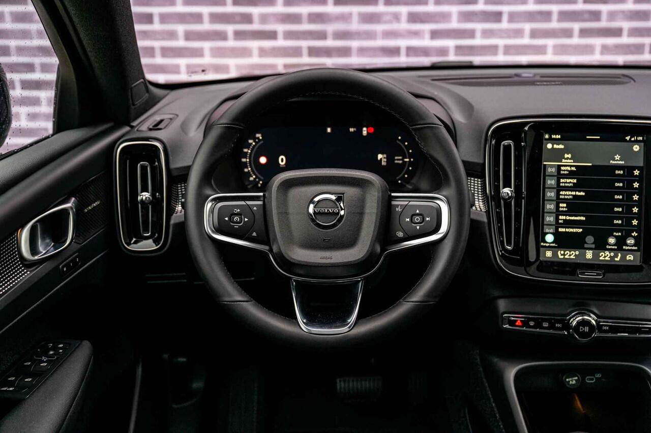 Volvo EC40 Single Motor Ext. Range Plus Bl. Ed. Europa 82 kWh Harman Kardon Audio | Adaptieve Cruise Control | Stuur-/Stoelverwarming V+A | Getint Glas |