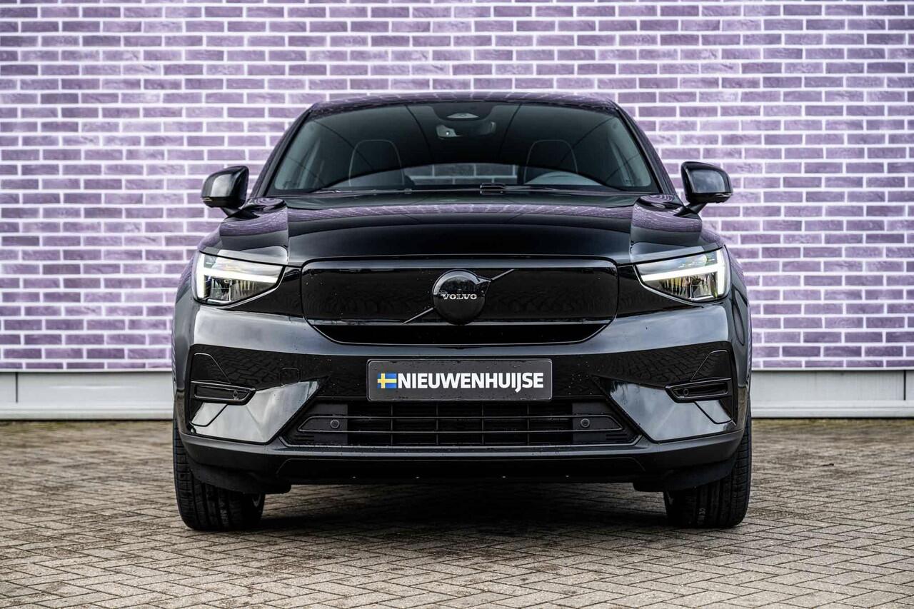 Volvo EC40 Single Motor Ext. Range Plus Bl. Ed. Europa 82 kWh Harman Kardon Audio | Adaptieve Cruise Control | Stuur-/Stoelverwarming V+A | Getint Glas |