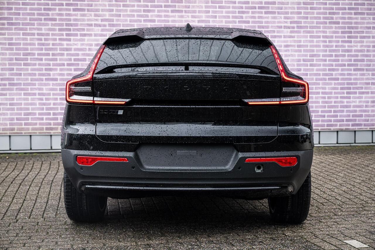 Volvo EC40 Single Motor Extended Range Plus Black Edtion Europa | Elektrische Stoelen | Stoel en Stuurverwarming | Panoramadak | Harman Kardon | Keyless Entry |