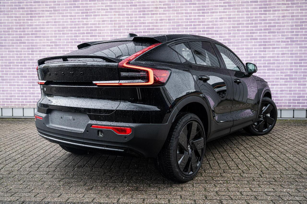 Volvo EC40 Single Motor Extended Range Plus Black Edtion Europa | Elektrische Stoelen | Stoel en Stuurverwarming | Panoramadak | Harman Kardon | Keyless Entry |