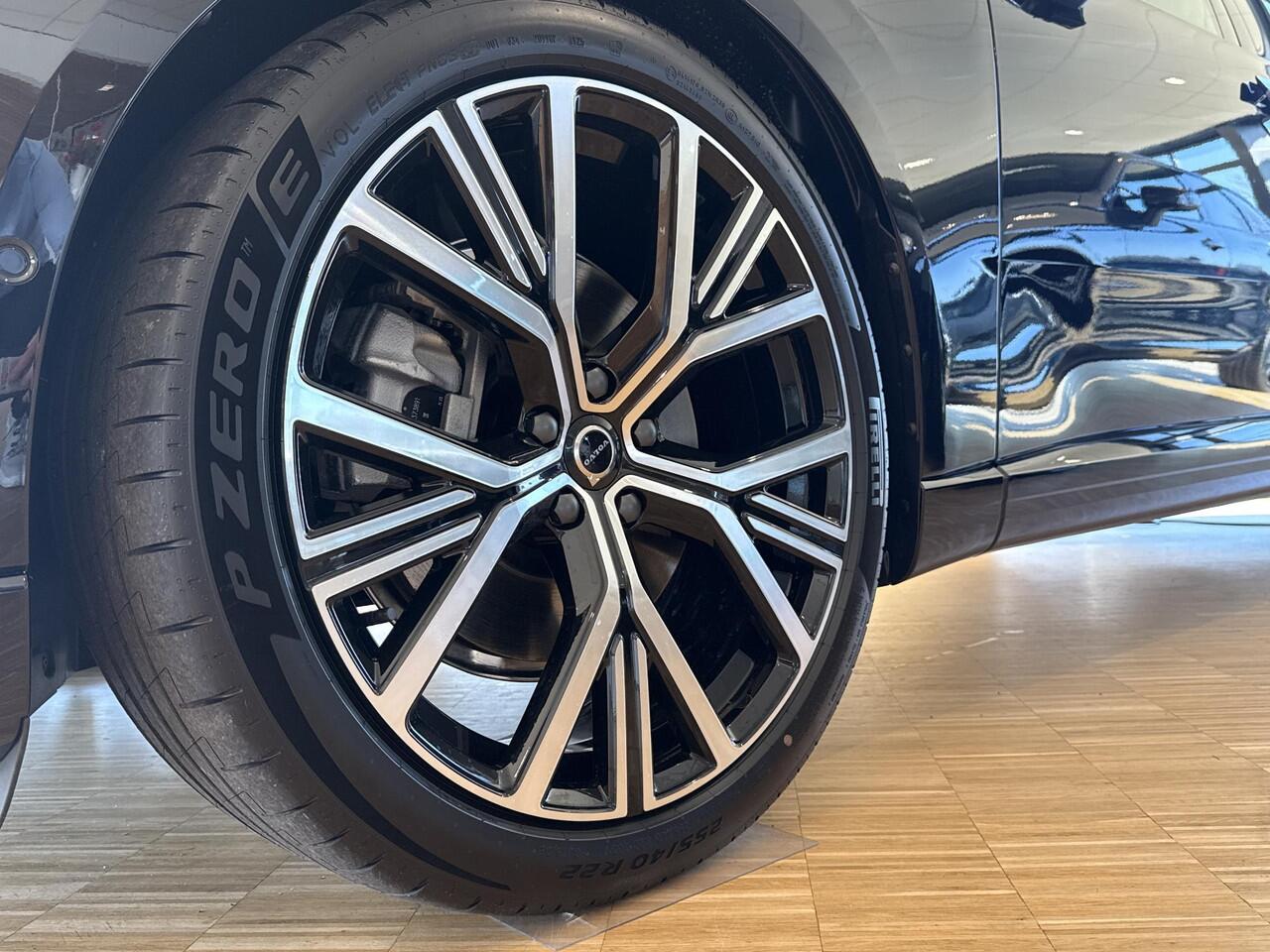 Volvo ES90 Single Motor Ext. R. Ultra Launch Edition 92 kWh | Bowers & Wilkins | Luchtvering | Nappa leder | stoel ventilatie + verwarming | Panorama dak |