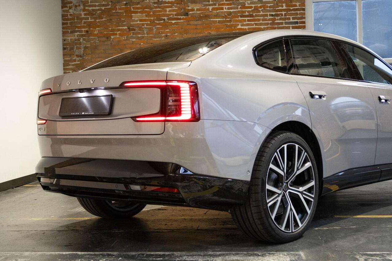 Volvo ES90 Single Motor Ext. R. Ultra Launch Edition 92 kWh | Luchtvering | Elektrochromatisch panoramadak | Geventileerde voor- en achterstoelen | Premium audio by Bowers & Wilkins | Pilot assist | 22 inch. lichtmetalen velgen | Stoel- /stuurwielverwarming | Verwar