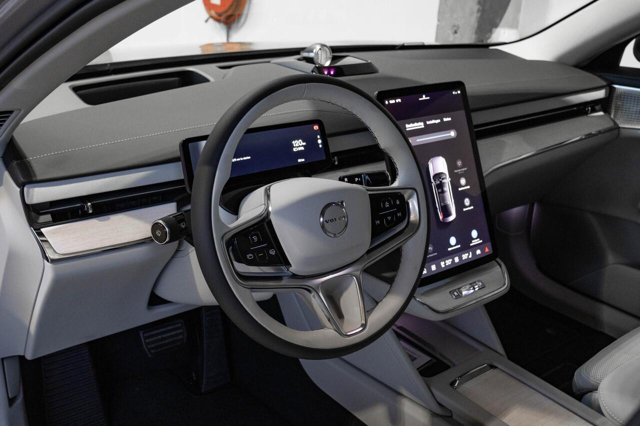 Volvo ES90 Single Motor Ext. R. Ultra Launch Edition 92 kWh | Luchtvering | Elektrochromatisch panoramadak | Geventileerde voor- en achterstoelen | Premium audio by Bowers & Wilkins | Pilot assist | 22 inch. lichtmetalen velgen | Stoel- /stuurwielverwarming | Verwar