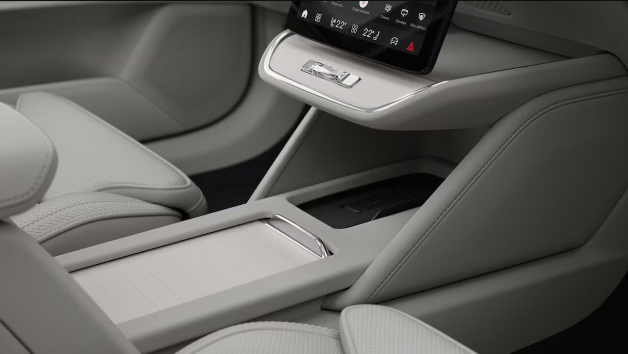 Volvo ES90 Single Motor Extended Range Ultra 92 kWh | Pilot Assist | Bowers & Wilkins | 22" 5-Y-spaaks velgen