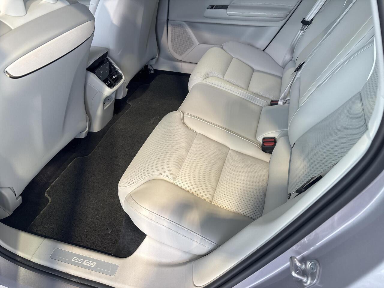 Volvo ES90 Single Motor Extended Range Ultra 92 kWh