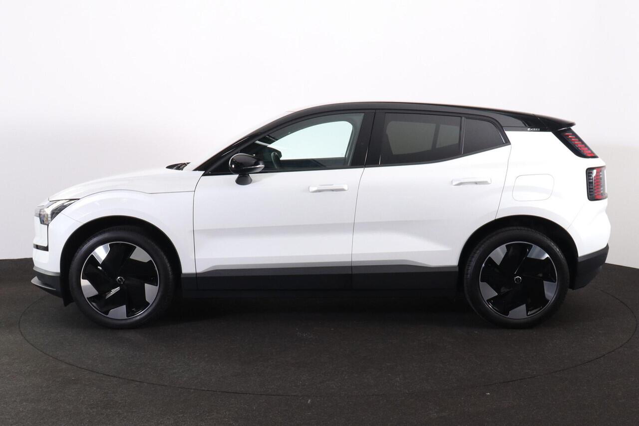 Volvo EX30 Extended Range Plus 69 kWh - Adaptive Cruise Control - Climate Pack - Harman/Kardon audio - Parkeercamera achter - Extra getint glas - 19' LMV