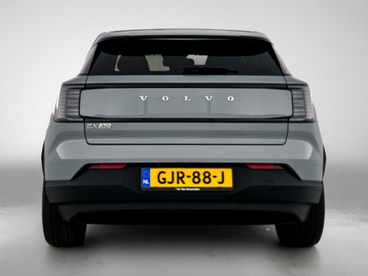 Volvo EX30 Single Plus 51 kWh | Blis | Elektrische Achterklep | Rijklaar !