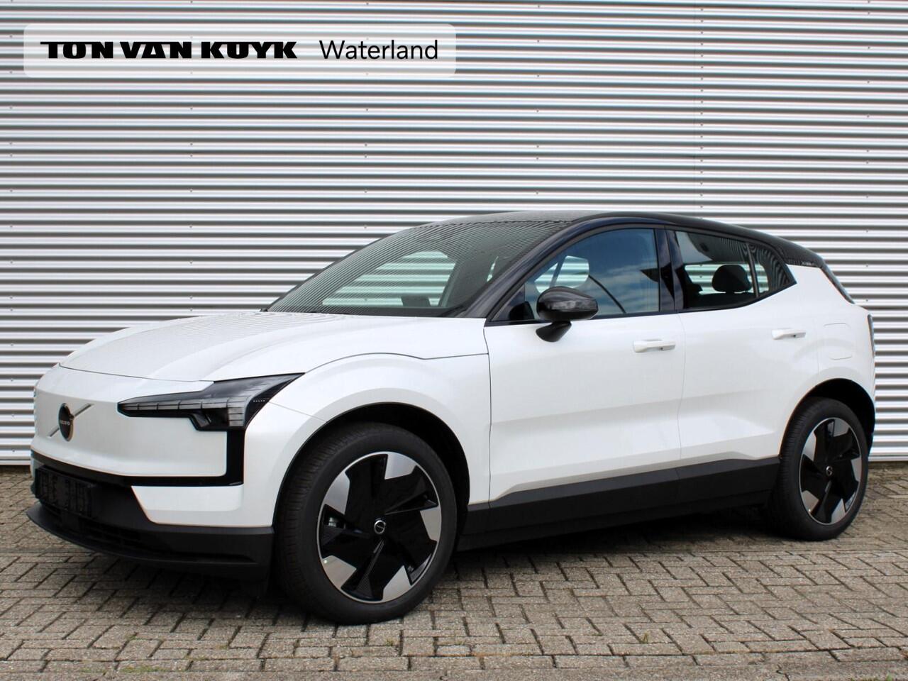 Volvo EX30 Single Motor Extended Range Plus Automaat / Privacy Glass / 19" velgen / Harman Kardon audio / Direct leverbaar