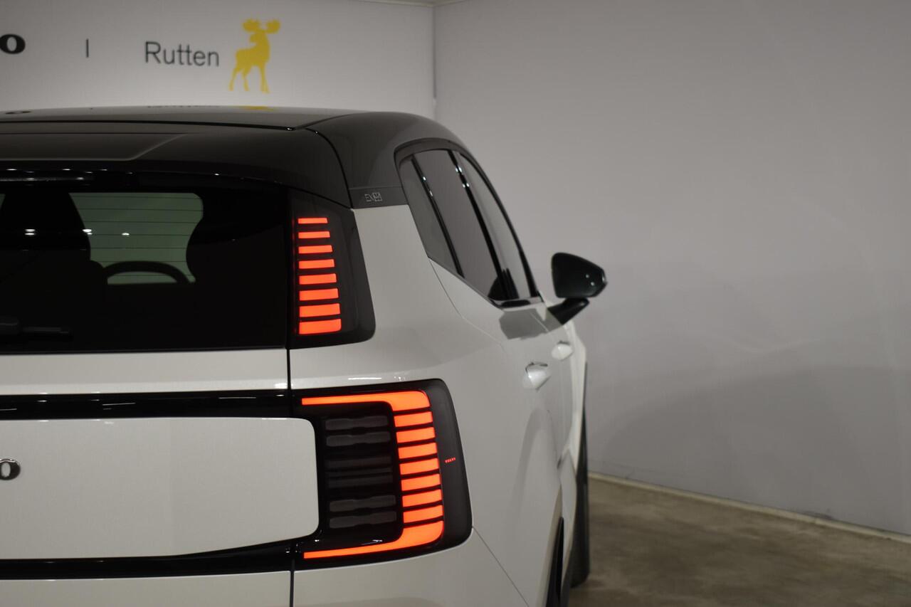 Volvo EX30 272PK Single Motor Extended Range Plus 69 kWh / Extra getint glas / Crystal White / 19 Inch Velgen