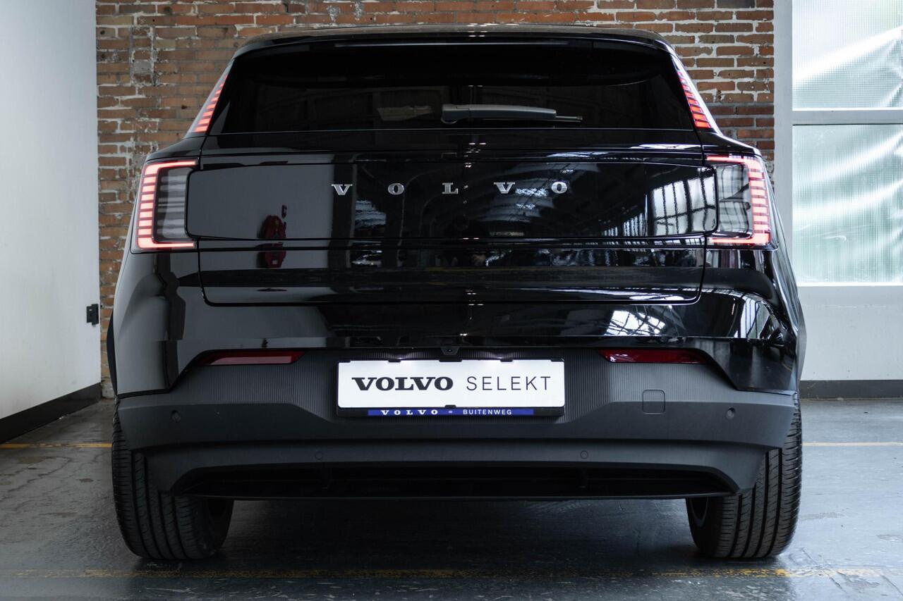 Volvo EX30 Single Motor Extended Range Plus 69 kWh | Incl. Volvo Verlengde garantie | Harman Kardon premium audio | Google infotainment | Warmtepomp | Brake Assist system | Parkeer sensoren voor + achter | Parkeercamera | Volvo on Call | Keyless entree