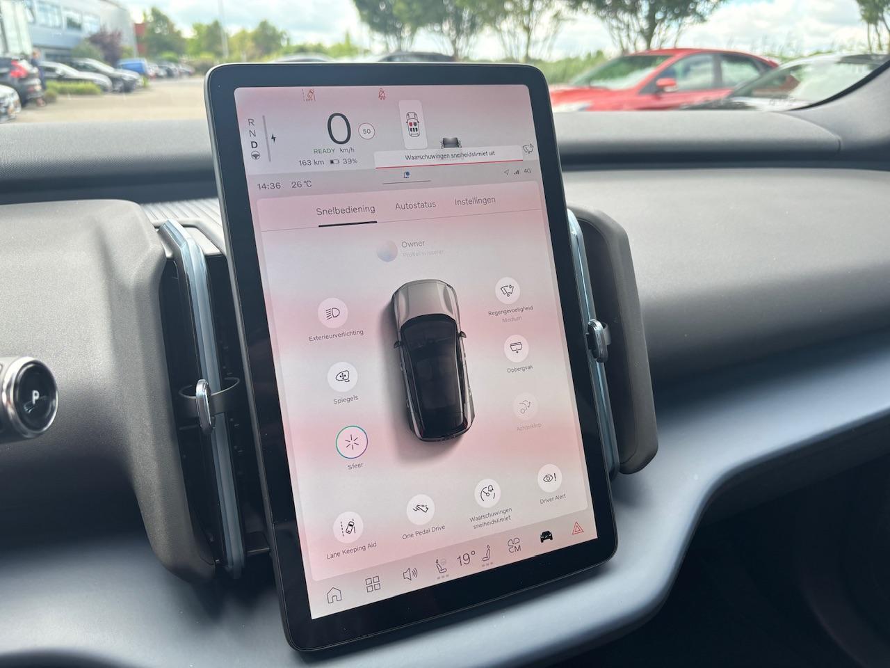 Volvo EX30 Cross Country Twin Motor Performance Ultra 69 kWh | Panoramadak | 360 Graden Camera | Harman/Kardon |