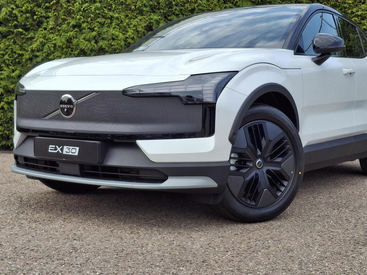 Volvo EX30 Cross Country Twin Engine Ultra