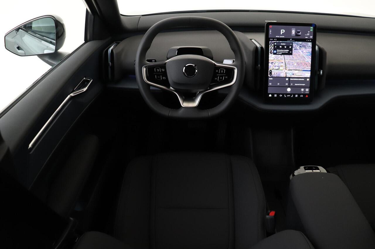 Volvo EX30 SINGLE MOTOR EXTENDED RANGE PLUS 69 kWh -CLIMATE|CARPLAY|CAMERA|ADAP.CRUISE|HARMAN/KARDON|GETINT.GLAS