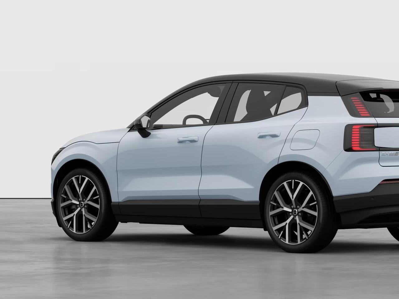 Volvo EX30 Single Motor Extended Range Plus 69 kWh / 17% bijtelling / Levering 2025