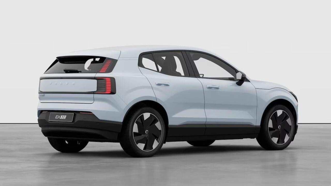 Volvo EX30 Single Motor Extended Range Europa 69 kWh | Dec. 2025 Leverbaar | 17% Bijtelling* | Climate Pack | Harman Kardon Soundbar | Keyless | Parkeercamera | Goog Infotainment | Elektrisch Verstelbare Voorstoelen | Apple Carplay |