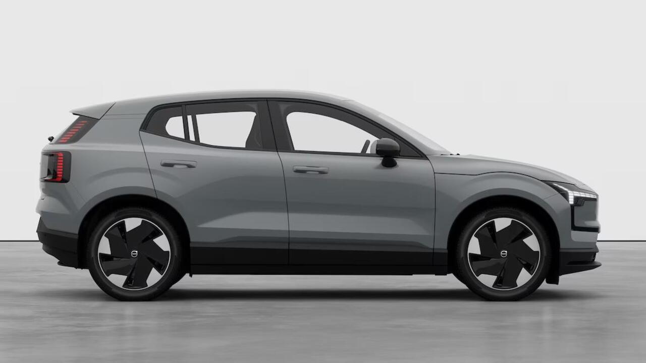 Volvo EX30 Single Motor Extended Range Europa 69 kWh | Dec. 2025 Leverbaar | 17% Bijtelling* | Climate Pack | Elektrische Verstelbare Voorstoelen | Google Infotainment | Harman Kardon Soundbar | Parkeercamera | Adaptieve Cruise Control | BLIS | Keyless | Elektrische