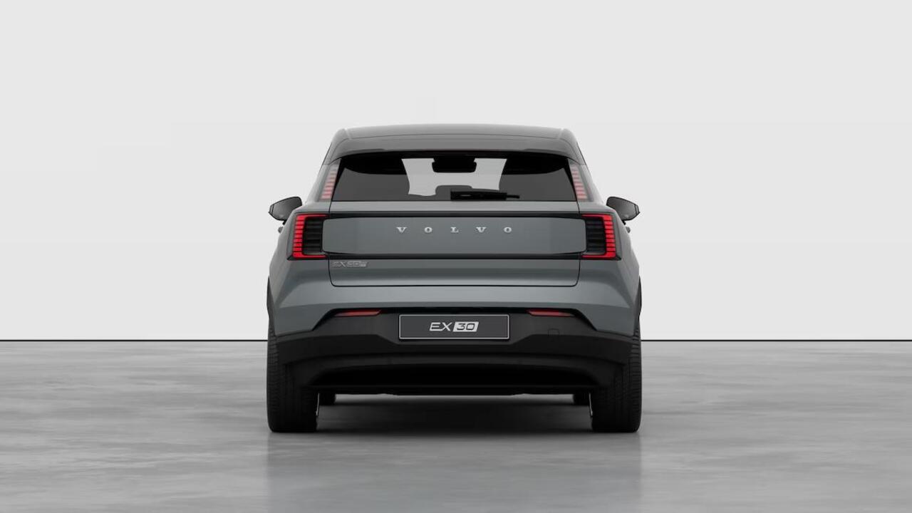 Volvo EX30 Single Motor Extended Range Europa 69 kWh | Dec. 2025 Leverbaar | 17% Bijtelling* | Climate Pack | Elektrische Verstelbare Voorstoelen | Google Infotainment | Harman Kardon Soundbar | Parkeercamera | Extra Getint Glas | Adaptieve Cruise Control | BLIS | K