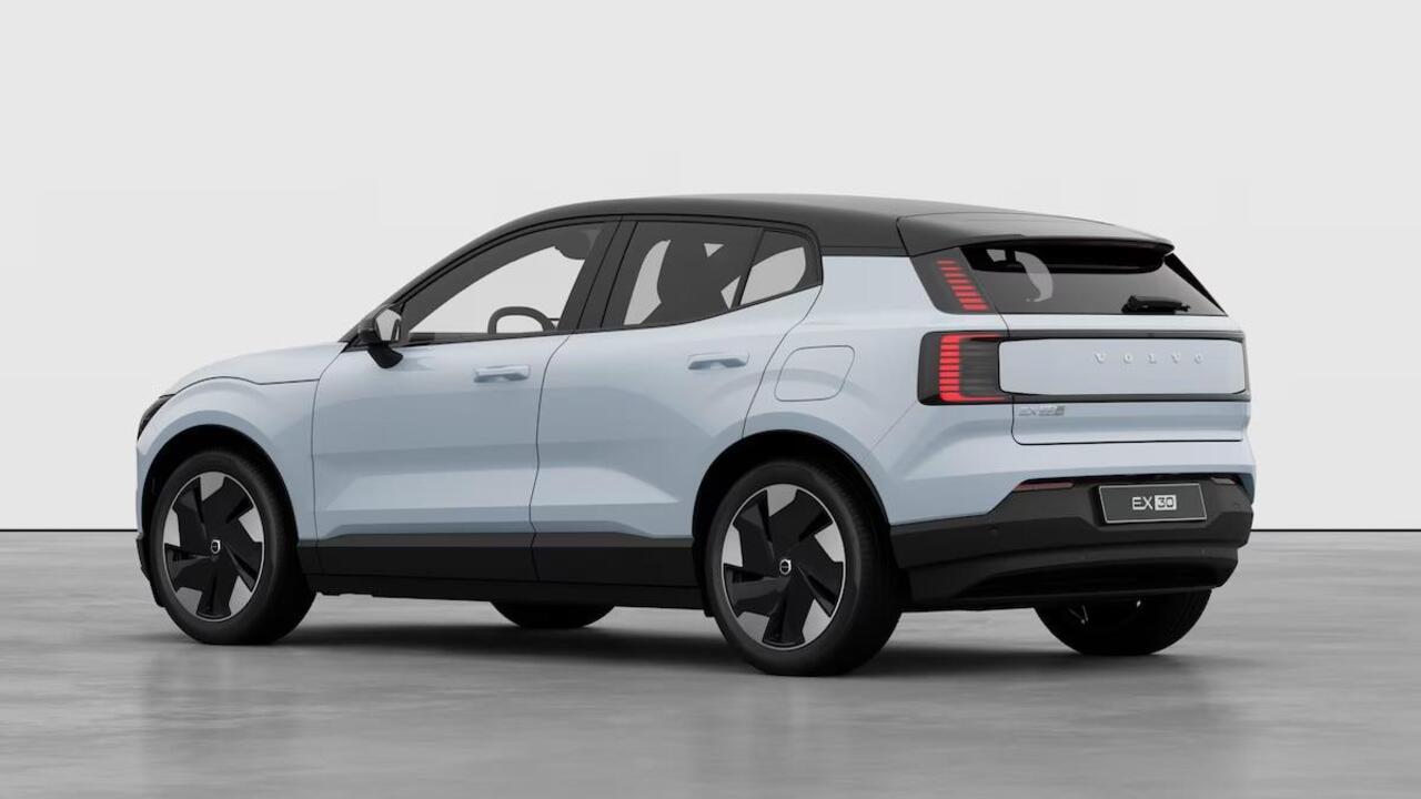 Volvo EX30 Single Motor Extended Range Europa 69 kWh | Dec. 2025 Leverbaar | 17% Bijtelling* | Climate Pack | Elektrische Verstelbare Voorstoelen | Google Infotainment | Harman Kardon Soundbar | Parkeercamera | Extra Getint Glas | Adaptieve Cruise Control | BLIS | K
