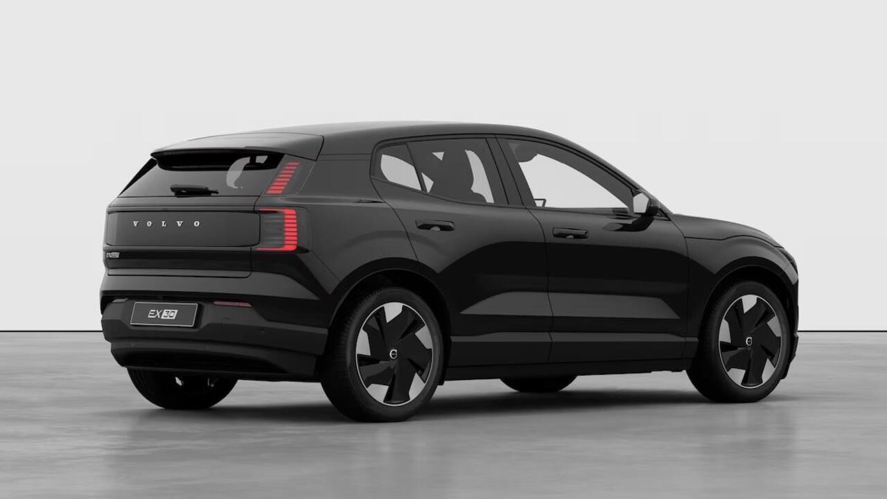 Volvo EX30 Single Motor Extended Range Europa 69 kWh | Dec. 2025 Leverbaar | 17% Bijtelling* | Climate Pack | Elektrische Verstelbare Voorstoelen | Google Infotainment | Harman Kardon Soundbar | Parkeercamera | Extra Getint Glas | Adaptieve Cruise Control | BLIS | K