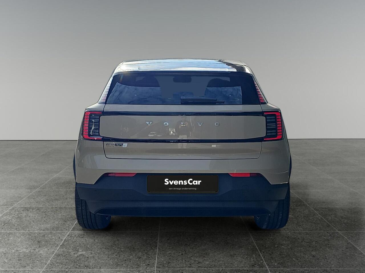 Volvo EX30 Twin Motor Performance Europa Sport 69 kWh | Panoramadak | Stoelverwarming | 428 PK | Harman/Kardon |