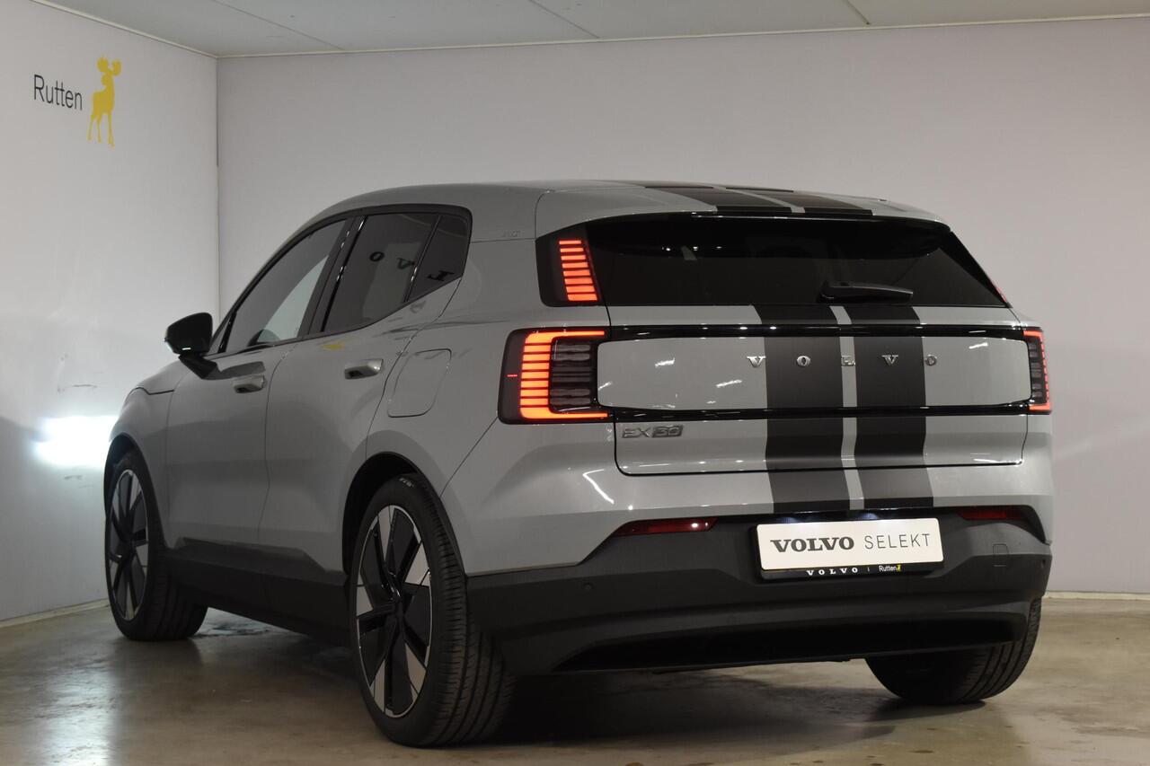 Volvo EX30 272PK Single Motor Extended Range Core / Heico verlagingsset / 20" velgen / Adaptieve Cruise Control / Climate Pack / Extra getint glas / Dodehoek Detectie / Parkeersensoren / Achteruitrijcamera
